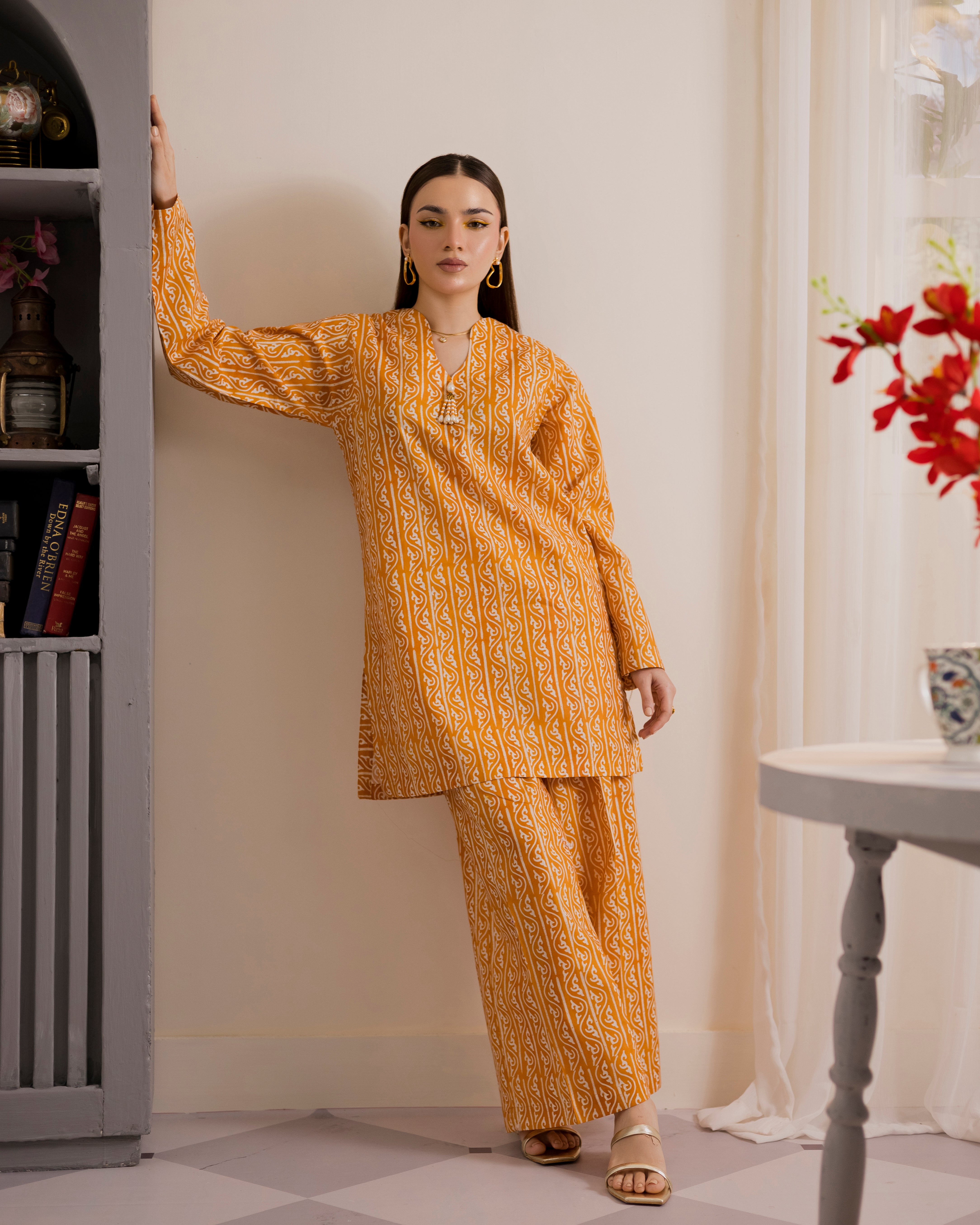 Sunehri-printed-suit