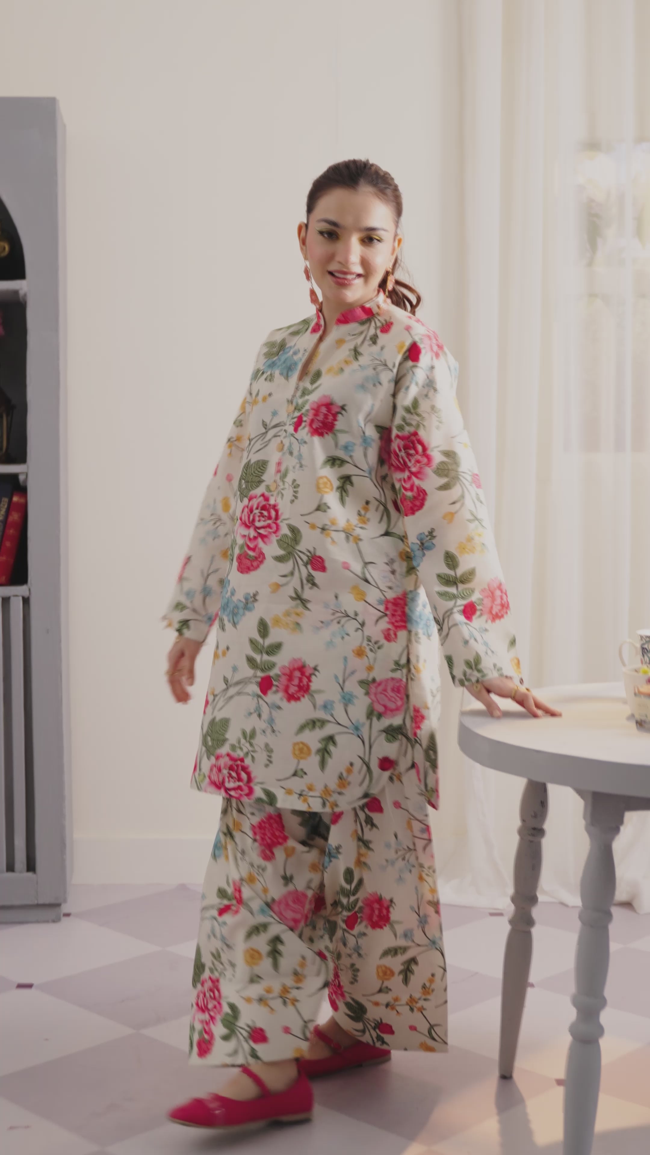printed suit Phoolan 1