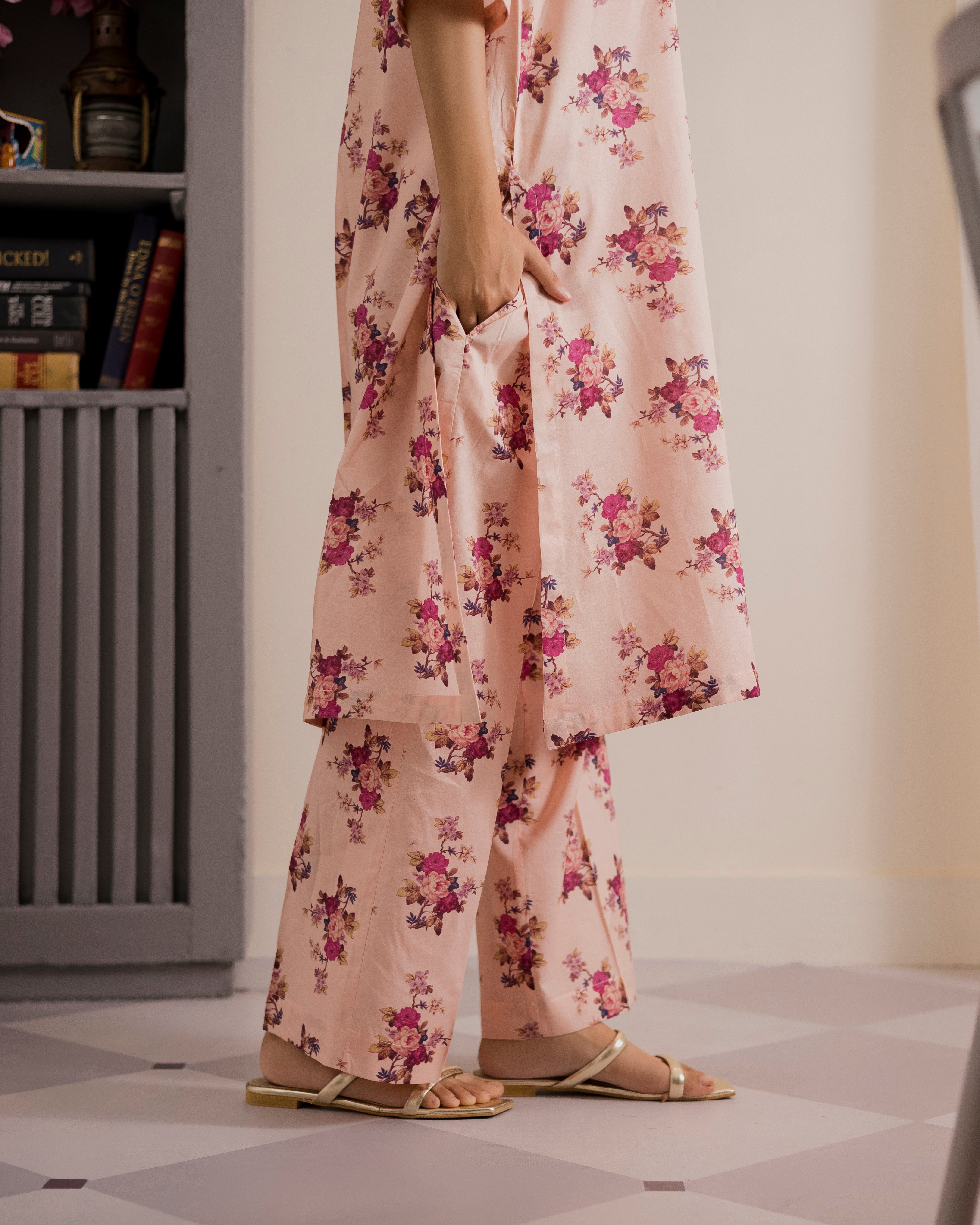 printed suit Gulrez