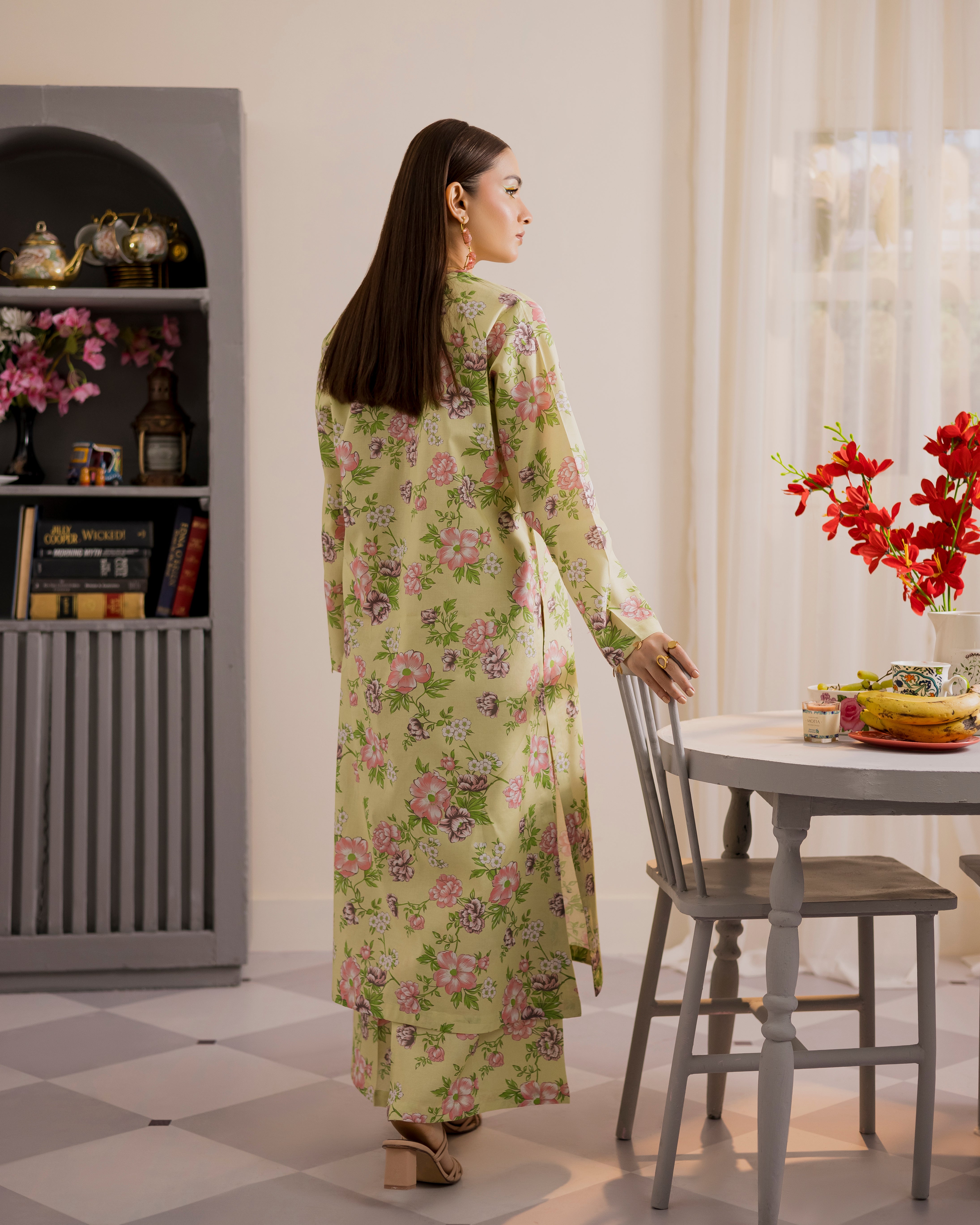 Gulnaar-flower-printed-suit