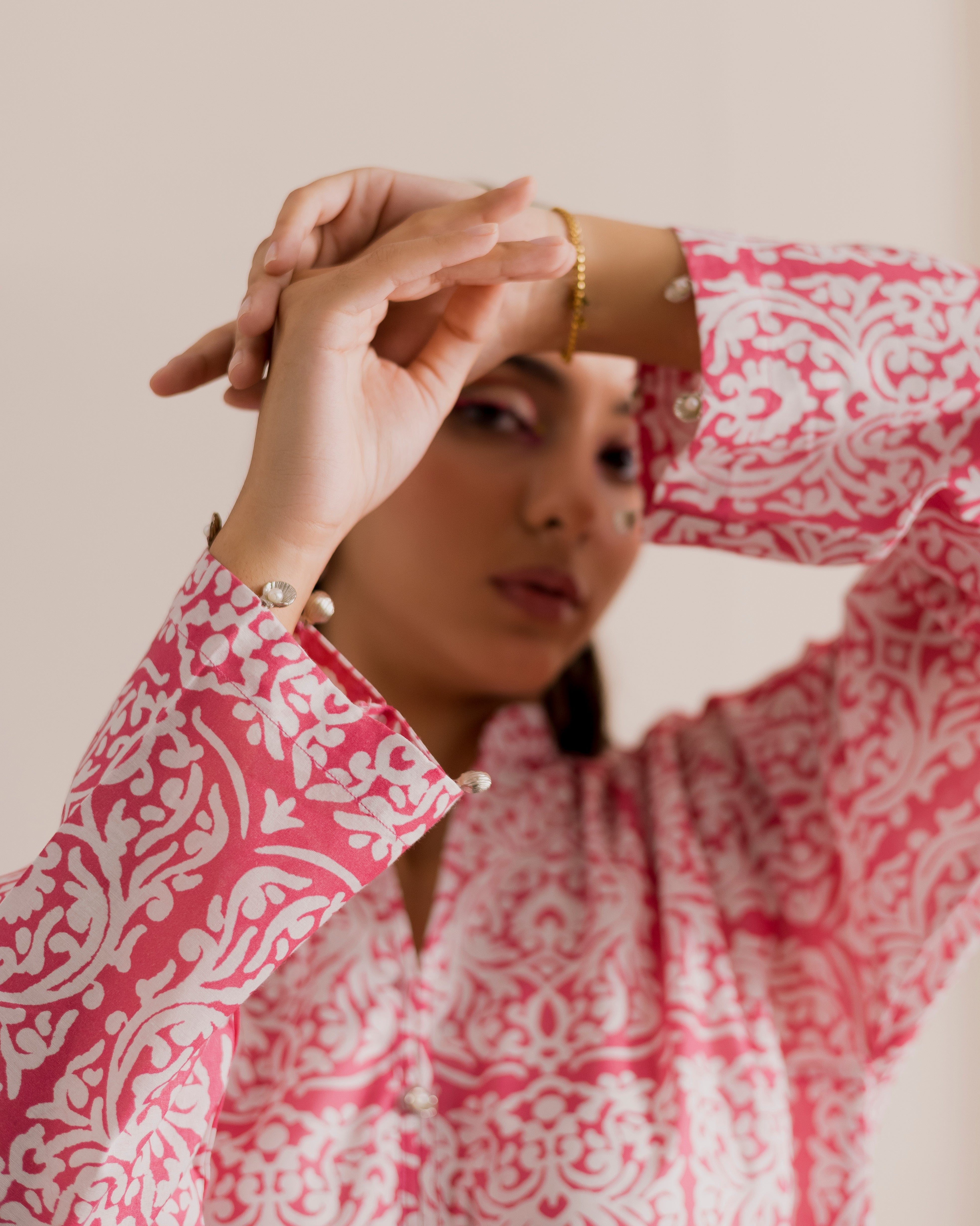 Rozzi-pink-suit