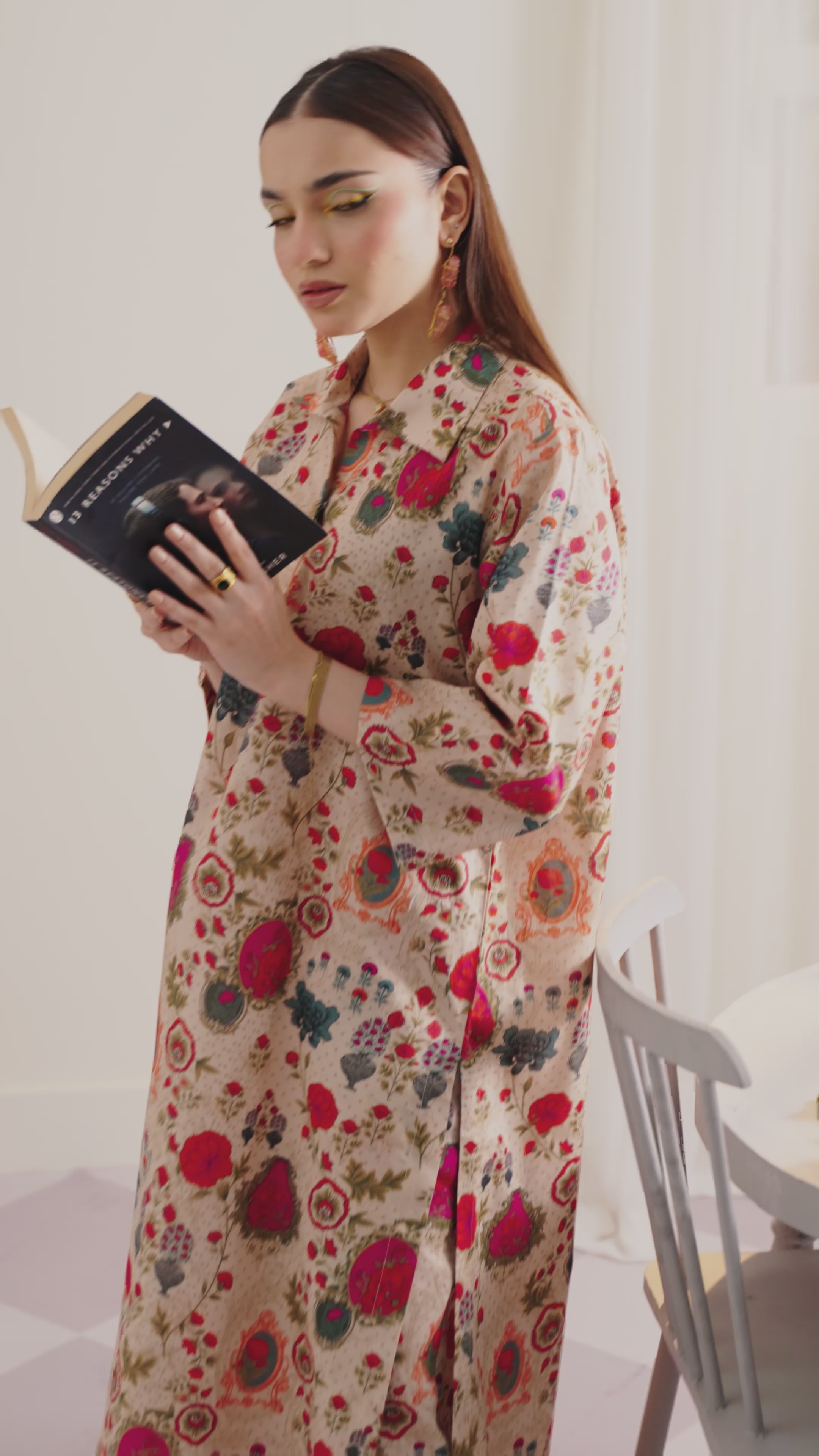 Phoolsi printed Red suit